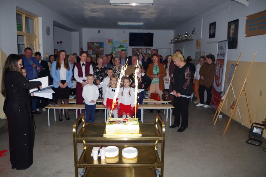 Niepubliczna Szkoła Podstawowa w Nowym Radzikowie świętuje dziesięciolecie